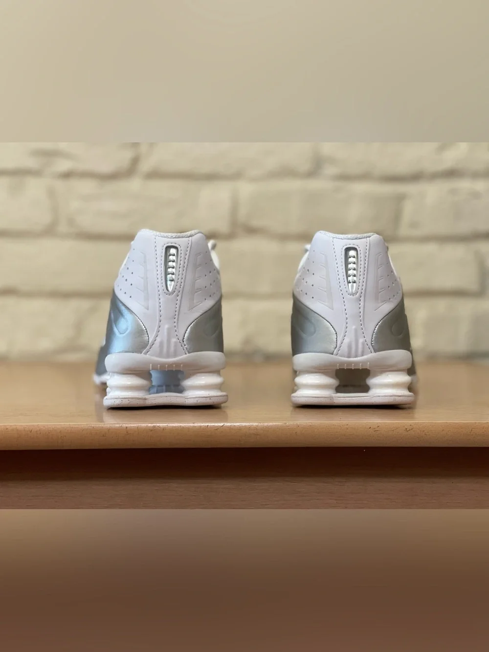 Nike shox r4